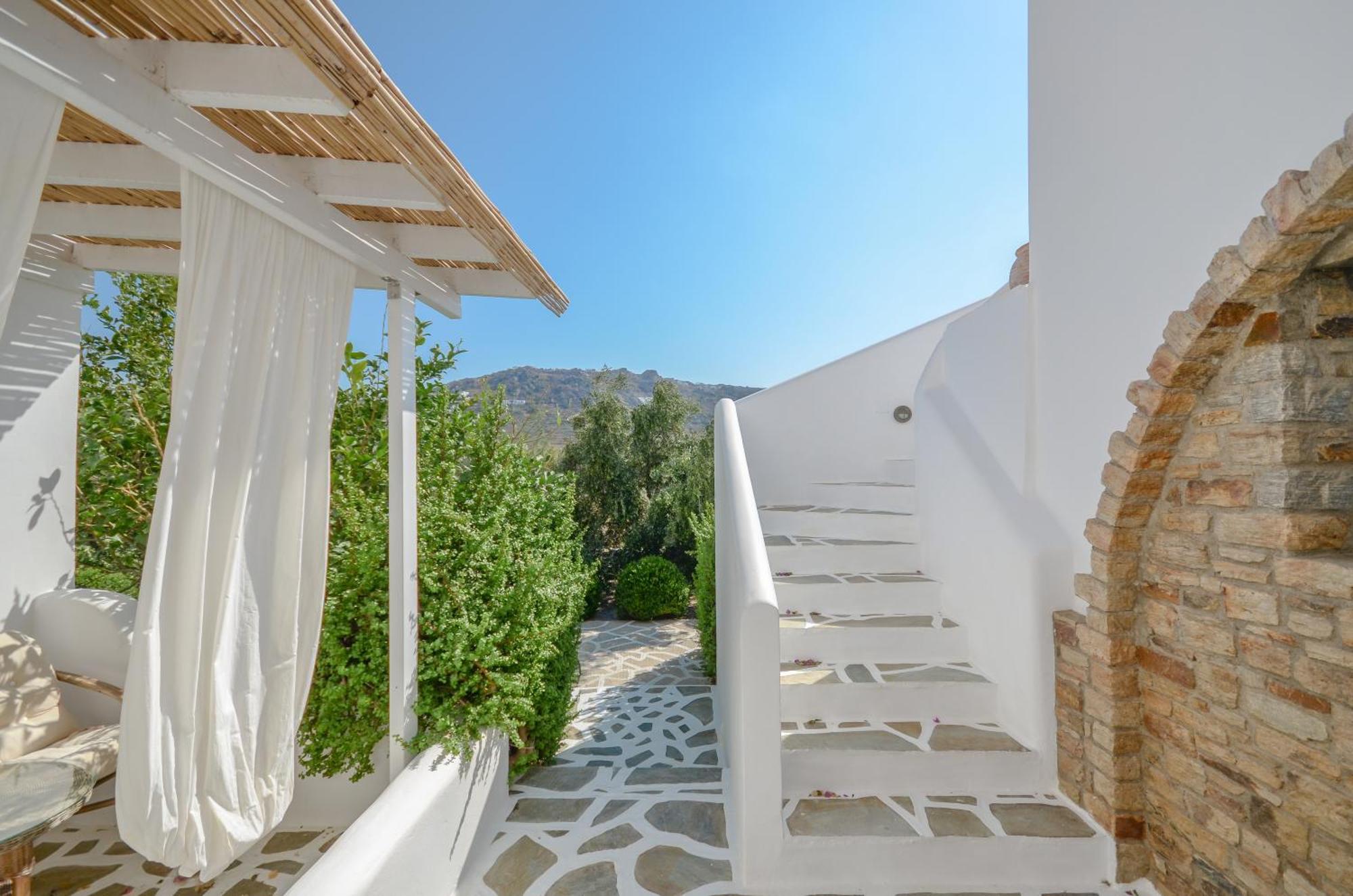 Valena Mare Suites & Apartments Plaka  Bagian luar foto
